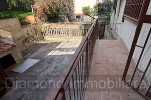 Appartamento con giardino a Giarre