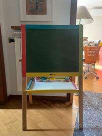 Lavagna a sfondo nero per gessetti