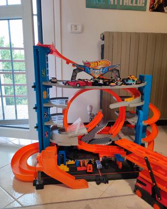 pista hotwheels con camion 