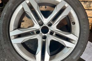 Cerchi e gomme 245 45 18