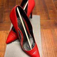 Décolleté rosse