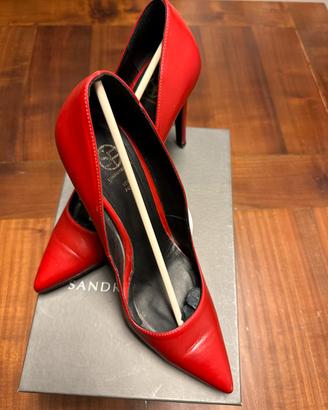 Décolleté rosse