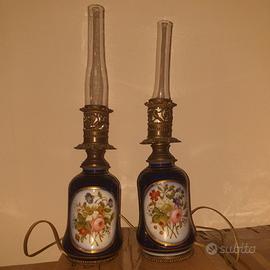 COPPIA LAMPADE AD OLIO NAPOLEONE III IN PORCELLANA
