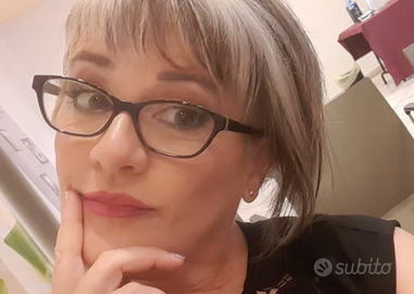 Commessa , Receptionist