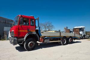 Camion Iveco TurboTech 190-36 Carrellone