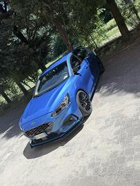 Ford focus 1.0 155 ibrida