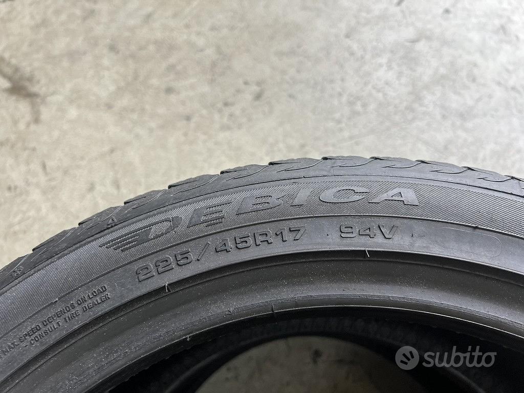 2 Gomme 225/45 R17 94V Debica invernali con 80%residui