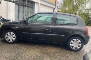 RENAULT Clio 2ª serie - 2003