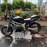 Suzuki SV650