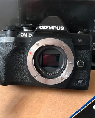 Olympus OM-D E-M10 Mark IV - SOLO Corpo macchina