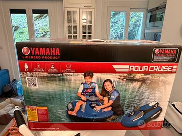 Acqua scooter moto d’acqua yamaha elettrica