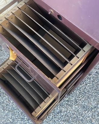 Cassettiera portadischi