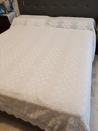 copriletto fatto a mano in cotone