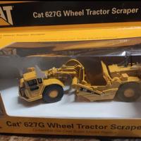 Cat tractor scraper metallo