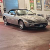 Jaguar xk8 4000 convertibile