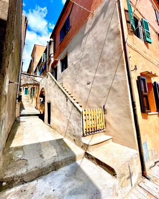 Comodo Bilocale in pieno centro a capoliveri