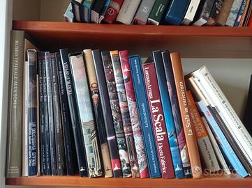 Lotto di libri sulla Scala di Milano