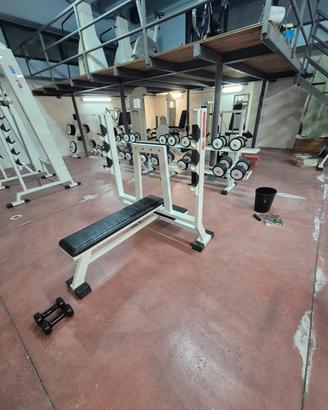 Attrezzature professionali palestra
