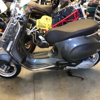 Vespa 125 Touring Abs