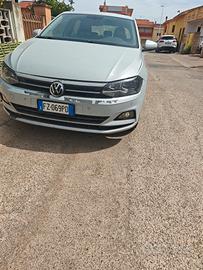 Volkswagen polo 1.6 tdi 95 CV White/grey 