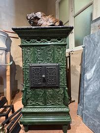 Stufa antica francese