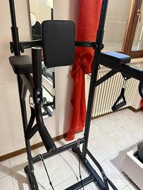 Attrezzo per trazioni