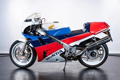 Honda VFR 750 R (RC 30) - 1989