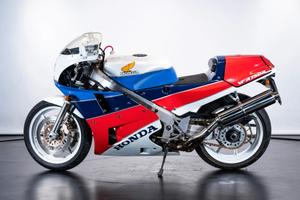 Honda VFR 750 R (RC 30) - 1989