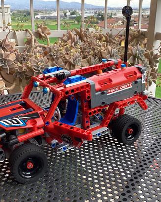 LEGO TECHNIC POMPIERI SOCCORSO