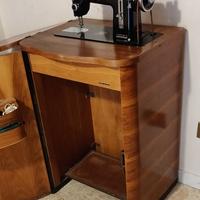 Macchina Da Cucire Necchi Vintage Perfettamente Fu