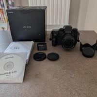 Fujifilm X-H1 + Fujinon XF 18-55mm f/2.8-4 – Kit 