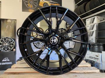 Cerchi Alfa Romeo raggio 18 NUOVI cod.87341