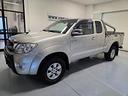 toyota-hilux-2-5-d-4d-4wd-extra-cab-unicopropiet