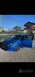 Peugeot 208 1.2 100 cv Allure pack