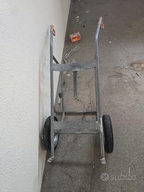 carrello porta e rovescia fusti