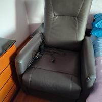 Poltrona relax alzapersona elettrica