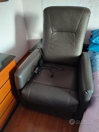 Poltrona relax alzapersona elettrica