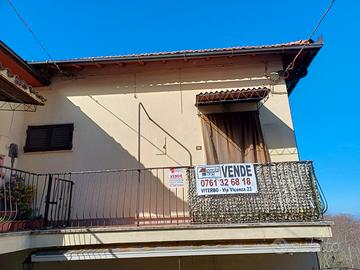San Martino al Cimino Appartamento con balconi