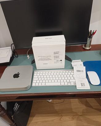 Mac mini M2+monitor+tastiera+mouse 
