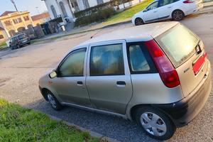 fiat punto 