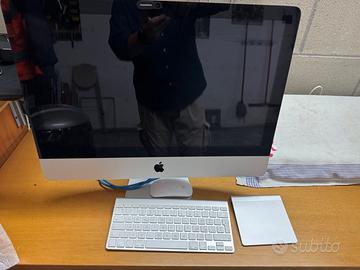 Apple iMac 21,5" Late 2010