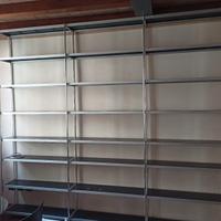 Libreria in metallo