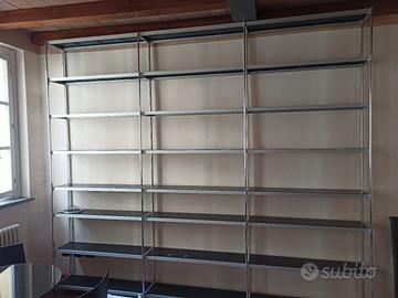 Libreria in metallo