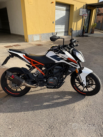 Ktm duke 125