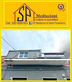 Singola con locale commerciale