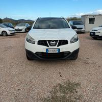 Nissan Qashqai+2