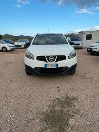 Nissan Qashqai+2