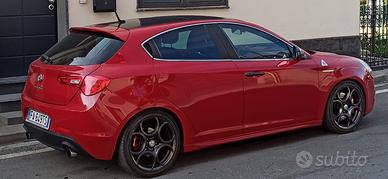 Gulietta quadrifoglio verde