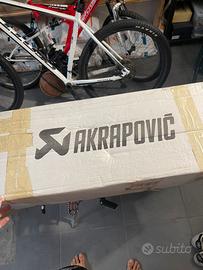 marmitta akrapovic