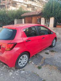  Toyota Yaris 1000
